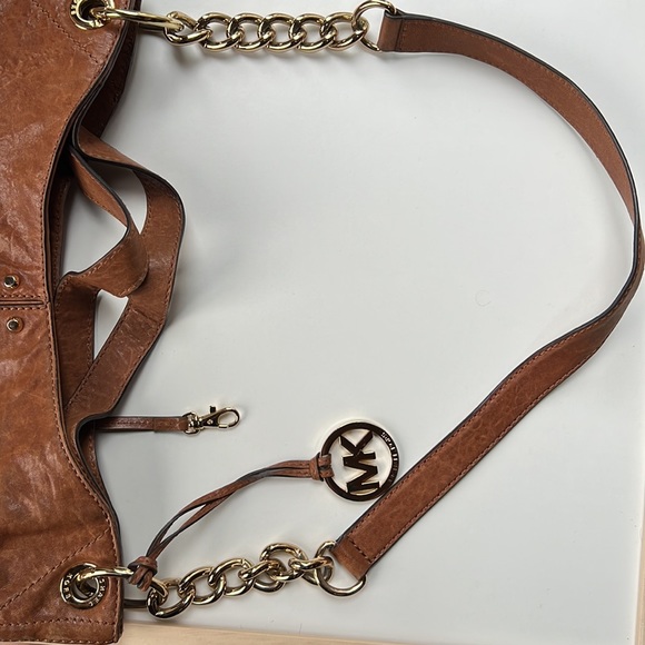 MK purse - Picture 4 of 8